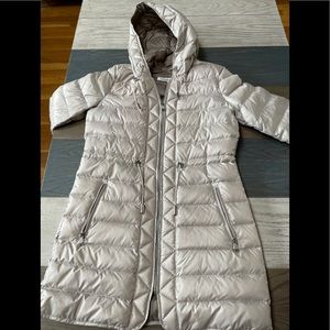 Kenneth Cole women’s lightweight coat knee length